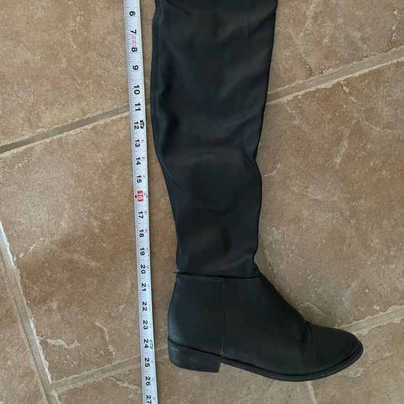 Over-the-knee High Faux Leather Black Boots with Ties - Picture 6 of 6